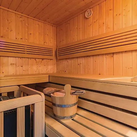 Holiday home Cozy In With Outdoor Swimming Pool *