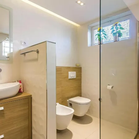 Ferienhaus Cozy In With Wifi *