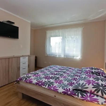 Cozy In With Wifi Pula