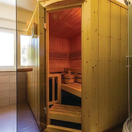 Ferienhaus Cozy In With Wifi