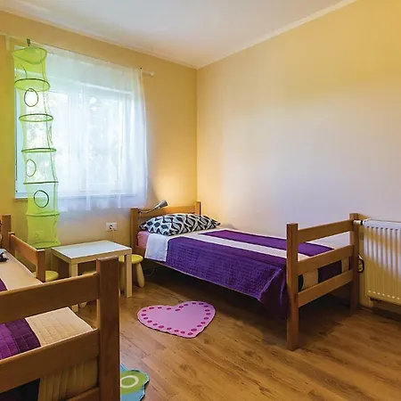 Сasa de vacaciones Cozy In With Outdoor Swimming Pool *